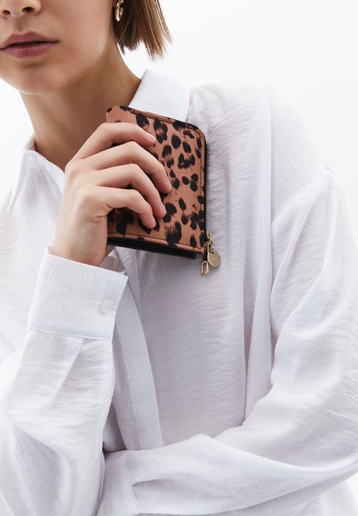 Çok Renkli Leopar Desenli Cüzdan