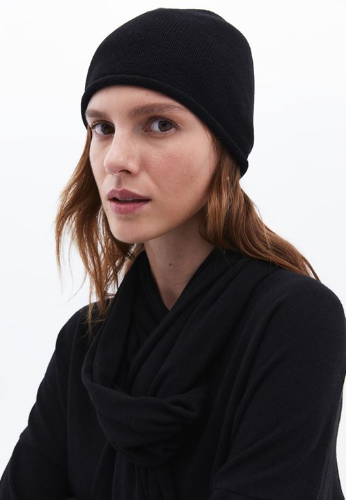 Siyah Yumuşak Dokulu Bere