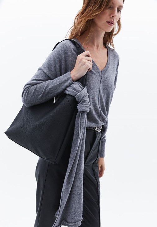 Gri Yumuşak Dokulu İnce Şal