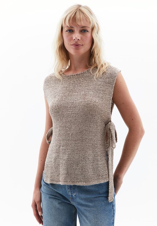 Bej Bağlamalı Triko Süveter