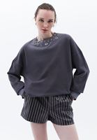 Yaka Detaylı Oversize Sweatshirt