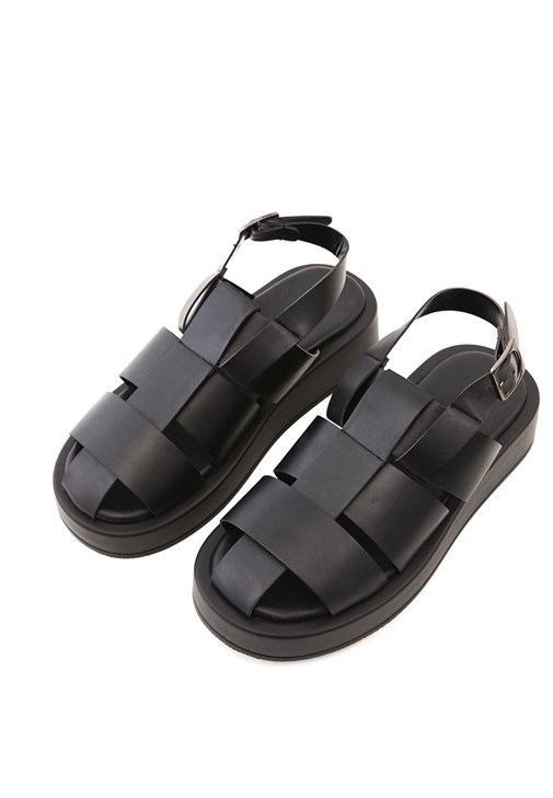 Midi Elbise ve Sandalet Kombini