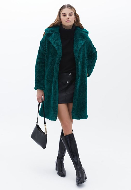 Kürk ve Deri Çizme Kombini