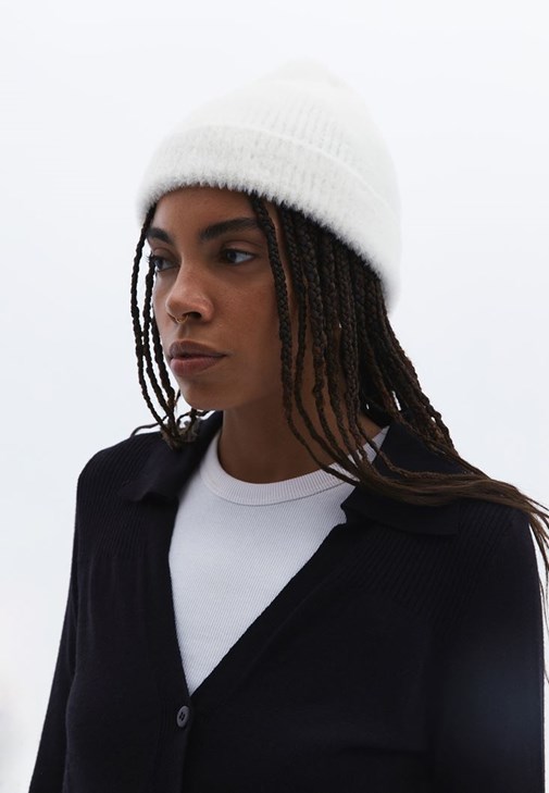 Krem Yumuşak Dokulu Bere