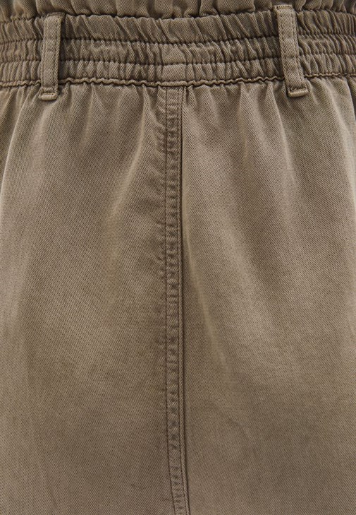 Tencel Mini Şort ve Crop Tişört Kombini