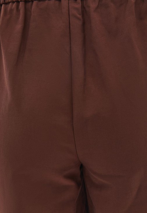 Balon Pantolon ve Büzgülü Bluz Kombini