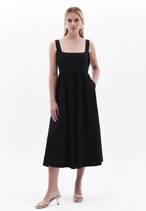 Siyah Kare Yaka Poplin Elbise