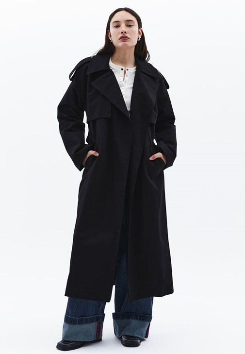 Siyah Kemer Detaylı Trençkot