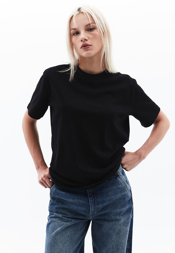 Women Black Cotton Blended Oversize Tshirt
