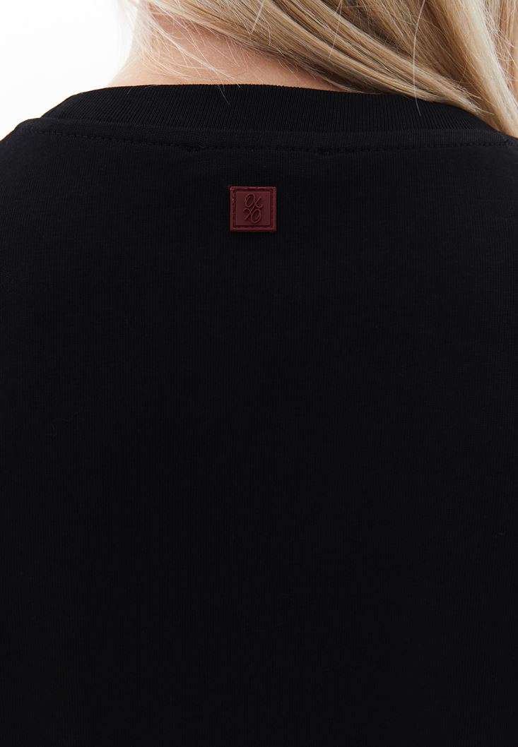 Women Black Cotton Blended Oversize Tshirt