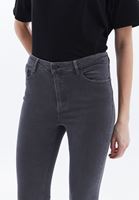 Skinnny-Fit Pantolon ve Atlet Kombini