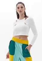 Bayan Krem Cut-Out Detaylı Crop Tişört