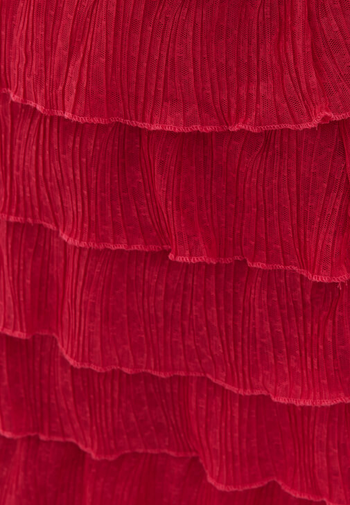 Fırfırlı Etek ve Crop Bluz Kombini