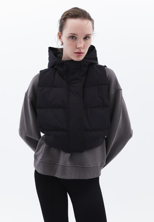 Kaz Tüylü Yelek ve Tayt Kombini