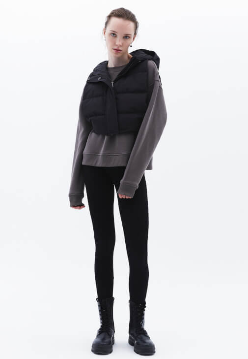 Kaz Tüylü Yelek ve Tayt Kombini