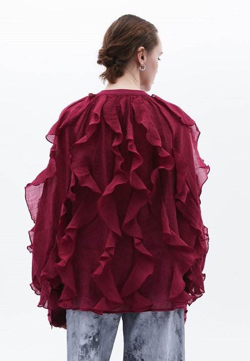 Fırfırlı Bluz ve Orta Bel Pantolon Kombini