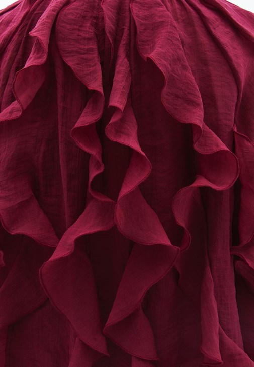 Fırfırlı Bluz ve Orta Bel Pantolon Kombini