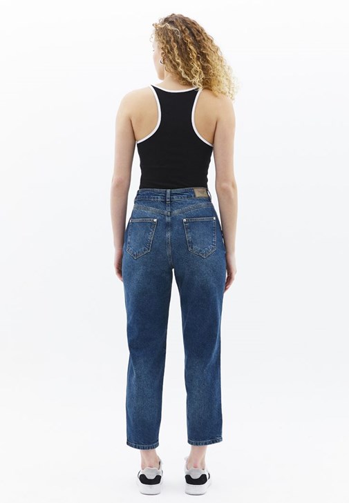 Kapitoneli Mont ve Mom-Fit Pantolon Kombini