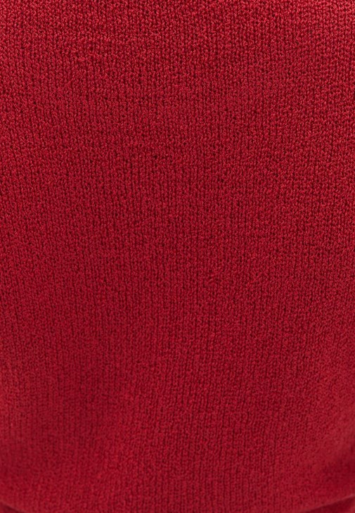 Crop Triko ve Mom-Fit Pantolon Kombini