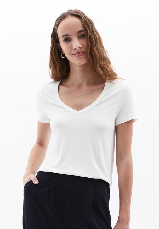 Krem Modal V Yaka Tişört