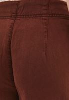 Orta Bel Wide-Leg Pantolon ve Crop Tişört Kombini