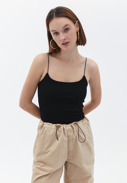 Siyah İnce Askılı Atlet