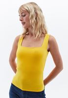 Bayan Sarı Pamuklu Kare Yaka Atlet