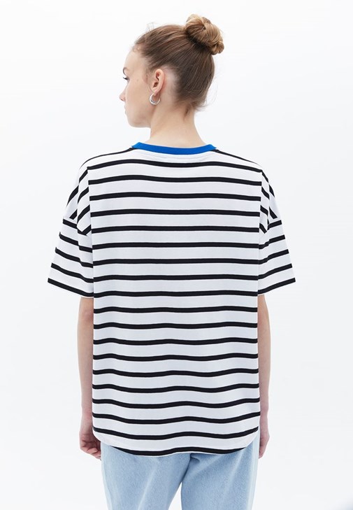 Çizgili Basic Tişört ve Pantolon Kombini