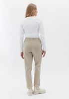 Carrot-Fit Pantolon ve Sweatshirt Kombini