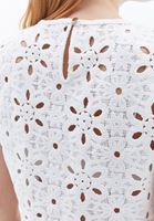 Bayan Beyaz Nakış Detaylı Crop Bluz