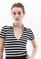 Women White/Black Polo Neck Tshirt