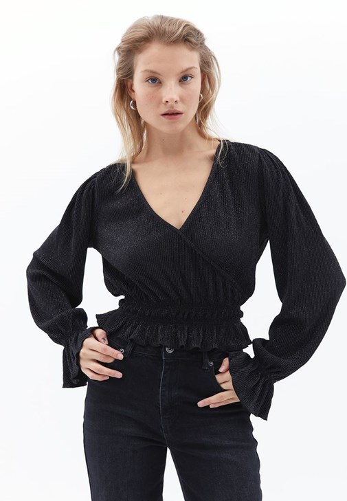 Siyah Kruvaze Yaka Crop Bluz