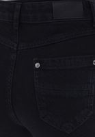 Wide-Leg Pantolon ve Balıkçı Yaka Tişört Kombini