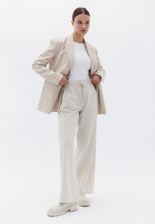 Oversize Ceket ve Wide-Leg Pantolon Kombini