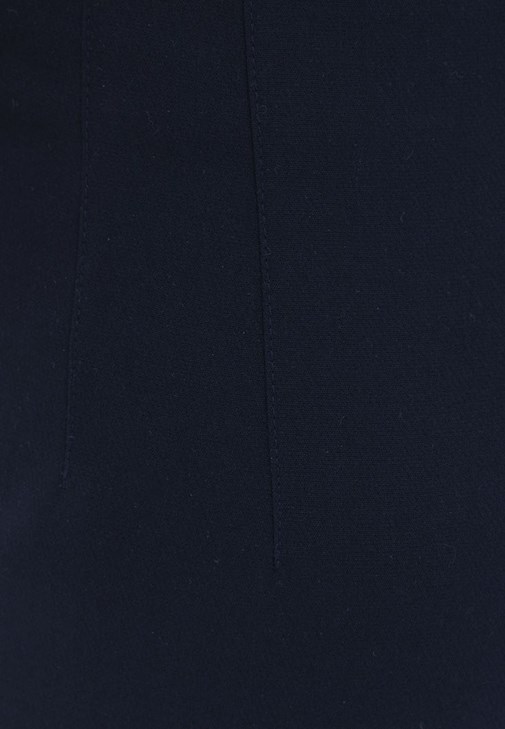 Carrot-Fit Pantolon ve Oversize Ceket Kombini