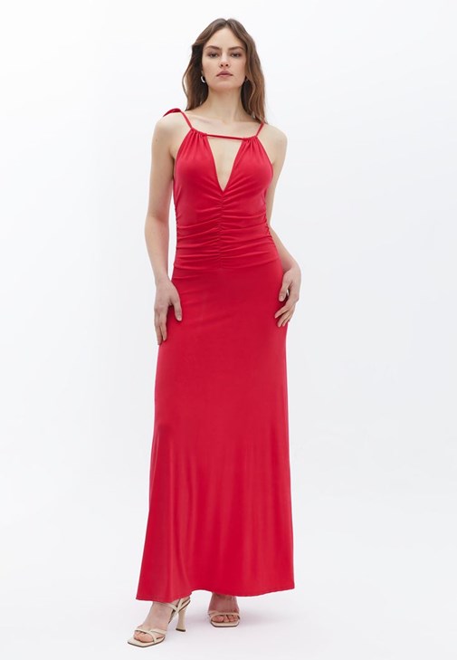 Pembe Yaka Detaylı Uzun Elbise