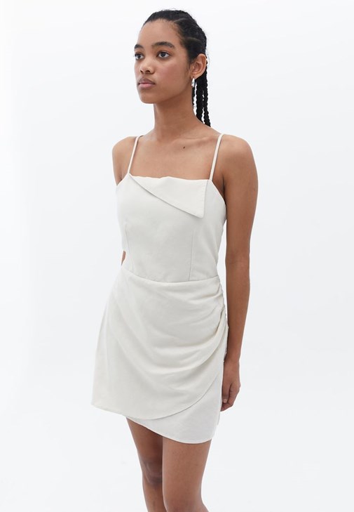 Keten Mini Elbise ve Ayakkabı Kombini