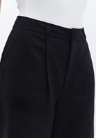 Bayan Siyah Keten Karışımlı Bermuda Şort ( TENCEL™ )