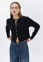 Bayan Siyah Düğmeli Triko Hırka