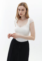 Bayan Krem Dantel Detaylı V Yaka Bluz