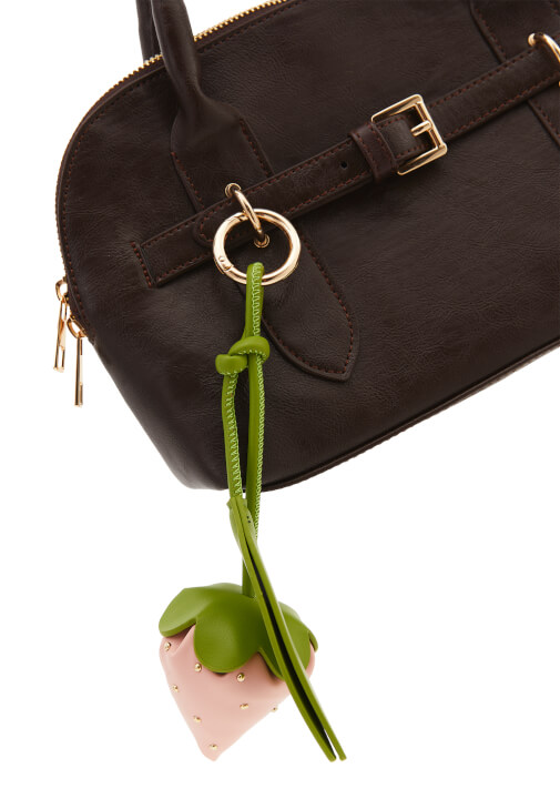 Pembe Charm Detaylı Çanta Aksesuarı