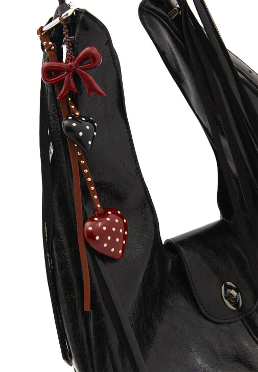  Charm Detaylı Çanta Aksesuarı