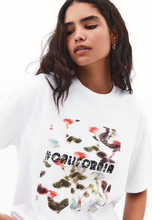 Baskılı Boyfriend Tişört ve Pantolon Kombini