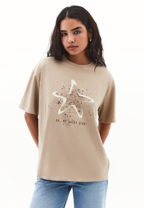 Boyfriend Tişört ve Denim Pantolon Kombini