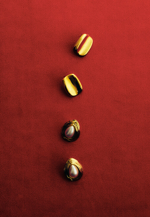 Altın Çelik Sallantılı Küpe