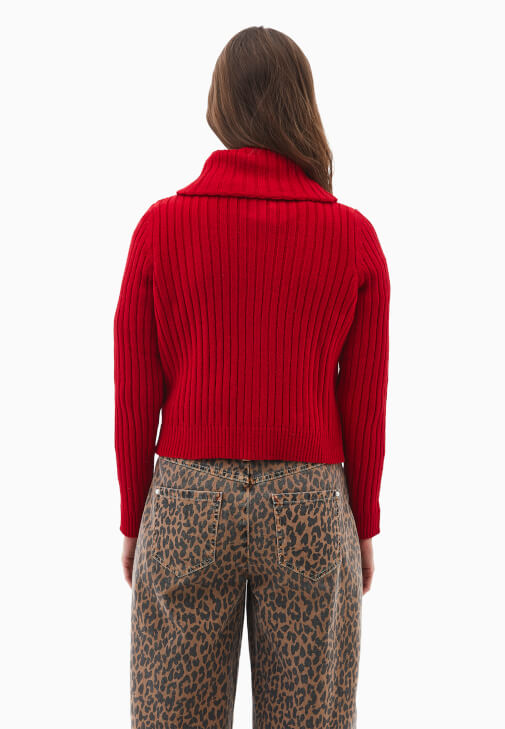 Fermuarlı Hırka ve Leoparlı Pantolon Kombini