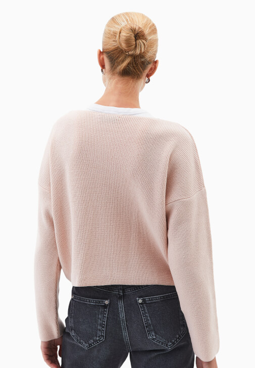 Triko Kazak ve Straight-Fit Denim Pantolon Kombini