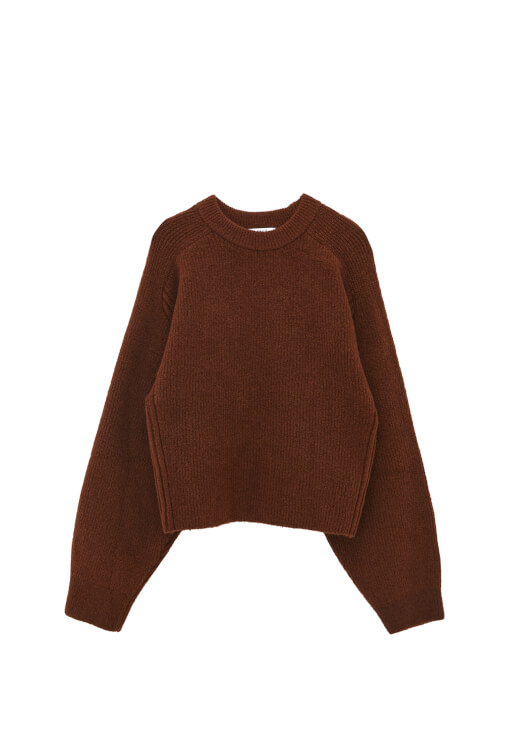 Yünlü Triko Kazak ve Pantolon Kombini