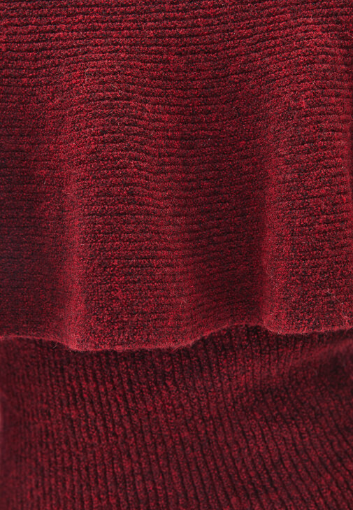 Yün Straplez Kazak ve Wide-Leg Pantolon Kombini