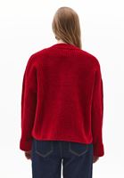 V Yaka Yünlü Kazak ve Pantolon Kombini